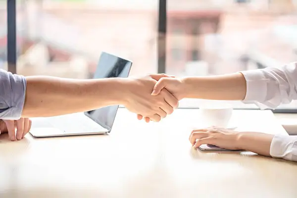 大学导师亮哥简介资料